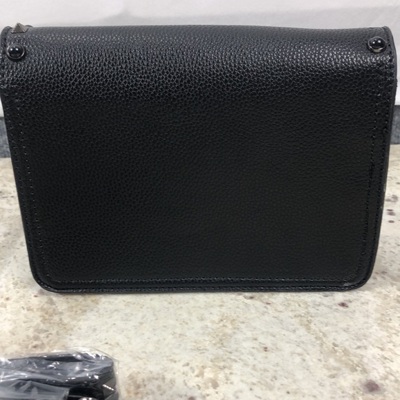 Bags - Picture 4 of 10